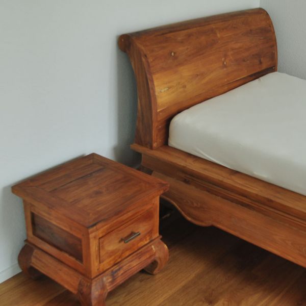 opium bett mit kopfstütze